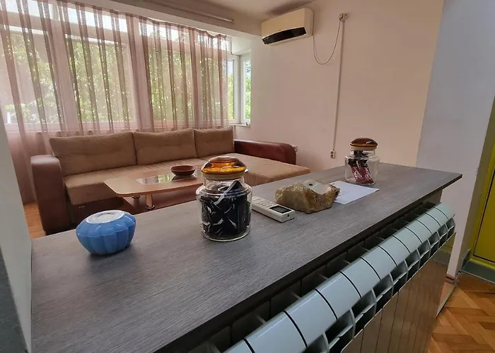 Apartment Chalovski *