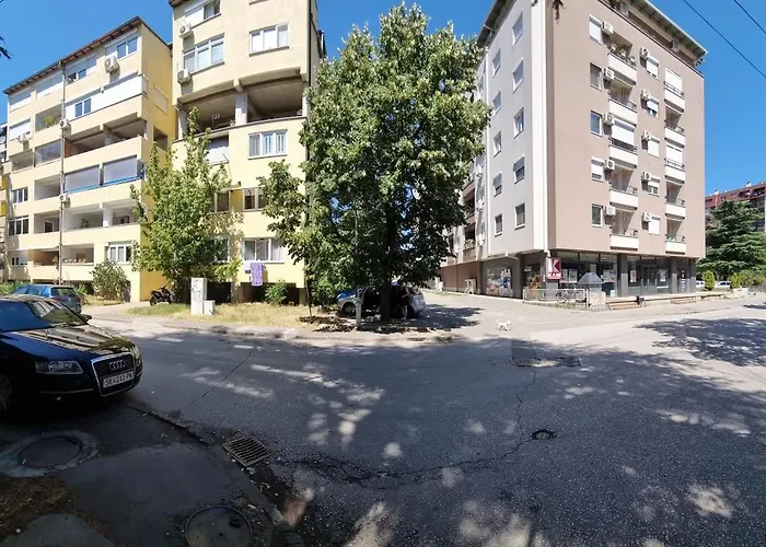 Chalovski Apartment *